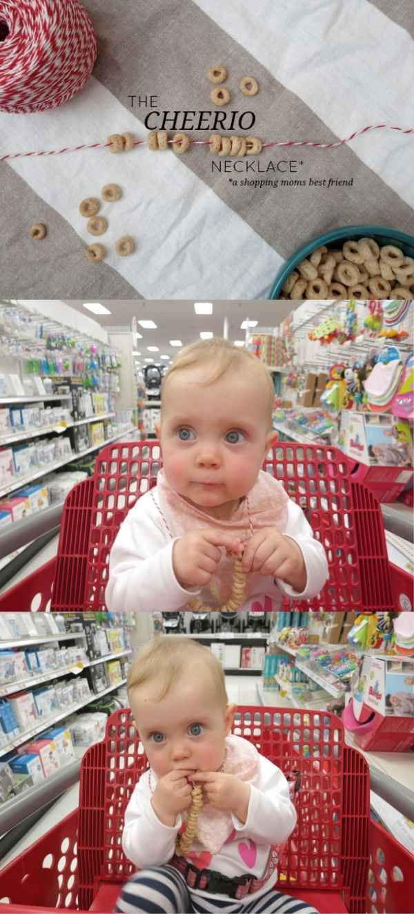 15. Un collier de céréales pour le petit déjeuner occupera votre bébé pendant les courses.