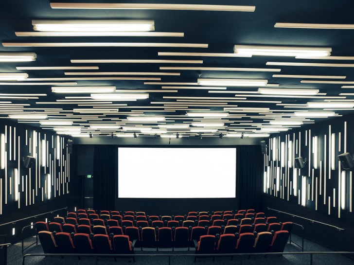 La sala cinematografica all'interno del complesso culturale dedicato alla cultura giapponese 