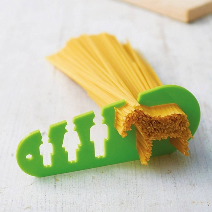 7. Mesureur de spaghetti, en fonction de la faim ! Simple mais... hyper pratique!