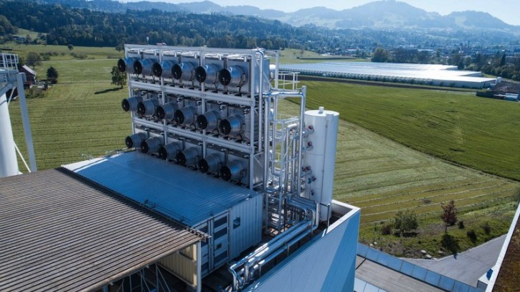 Diese riesige Maschine hat begonnen, Kohlendioxid aus der Luft zu filtern - 4