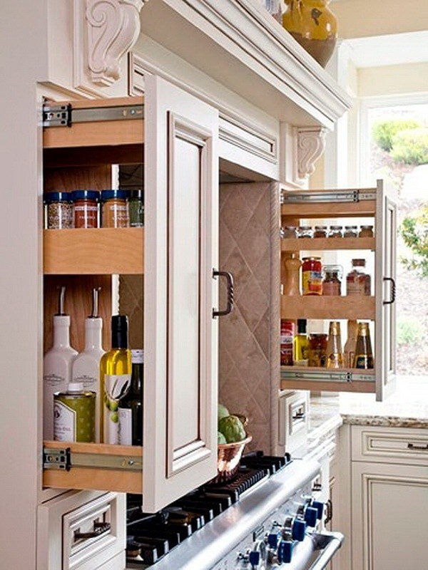 12. Raise your hand anyone who still does not have a extractable pantry like this! What are you waiting for?
