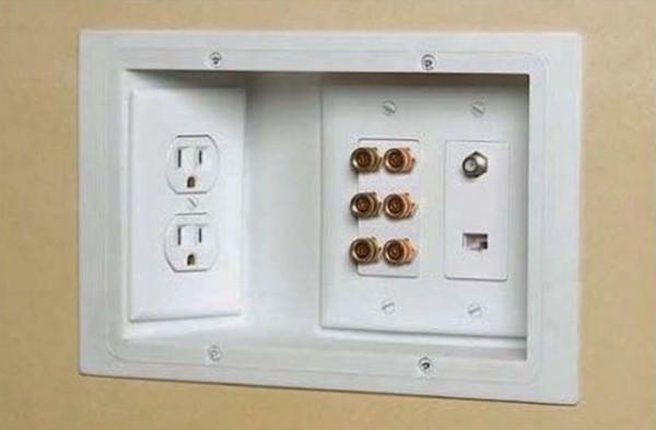 9. Integrated sockets that allow you to position furniture flat against a wall without any problems!