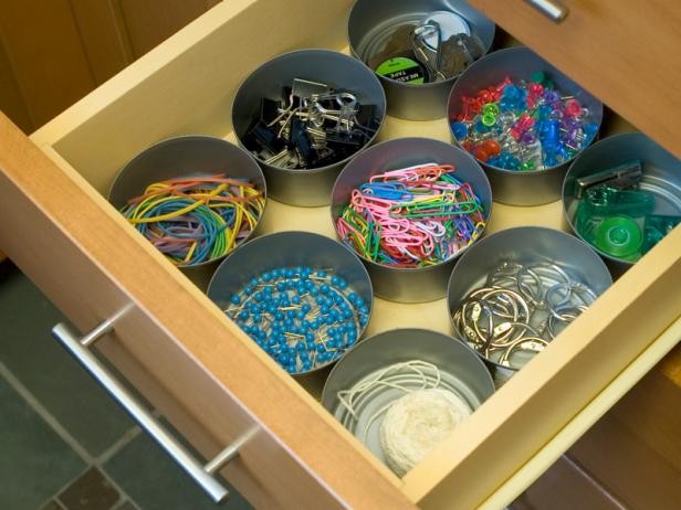 9. In general, these containers are perfect for tidying up and storing the multitude of objects we accumulate ...