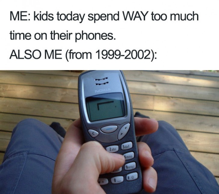 25. Moi : "Les enfants passent trop de temps devant les smartphones".... Toujours moi (de 1999 à 2002).
