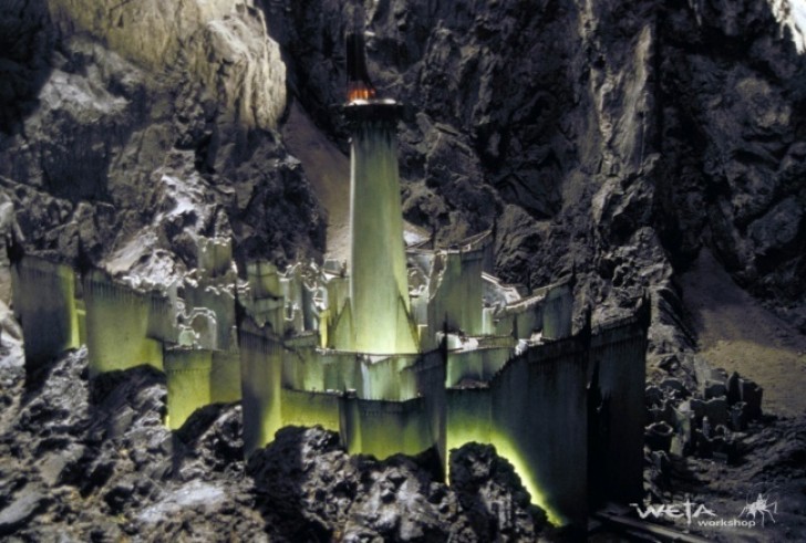 La ville fortifiée de Minas Morgul.