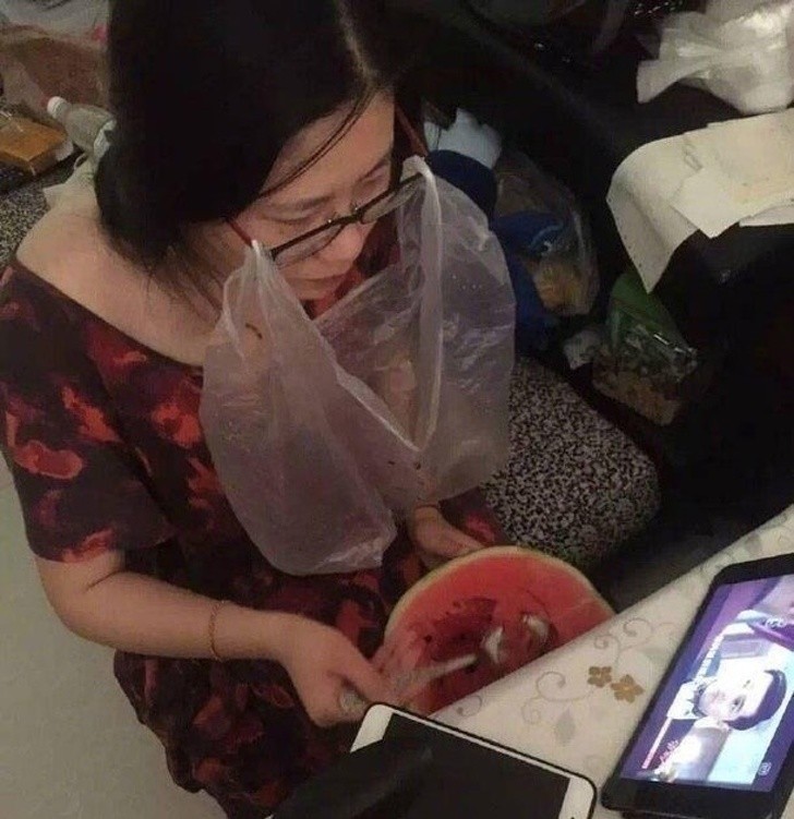 3. Hoe spuug ik de pitjes van de watermeloen uit zonder dat ik iets van de film mis?
