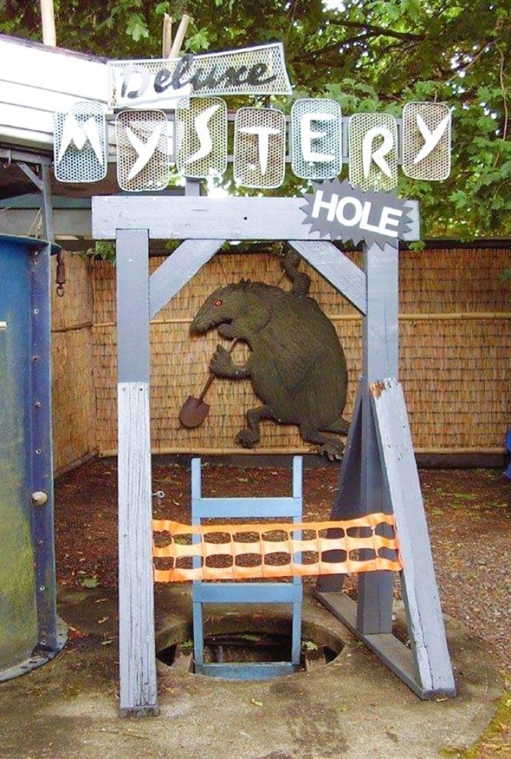 12. Deluxe Mystery Hole, Oregon