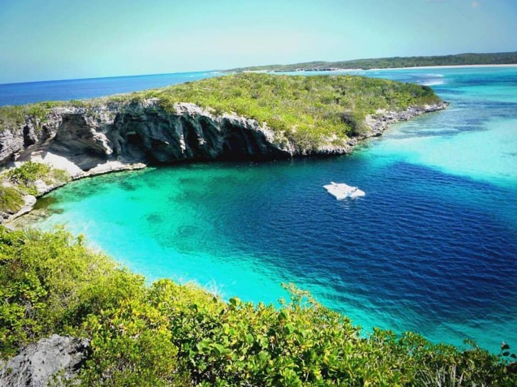 3. Dea's Blue Hole, Bahamas: 200 Meter Tiefe