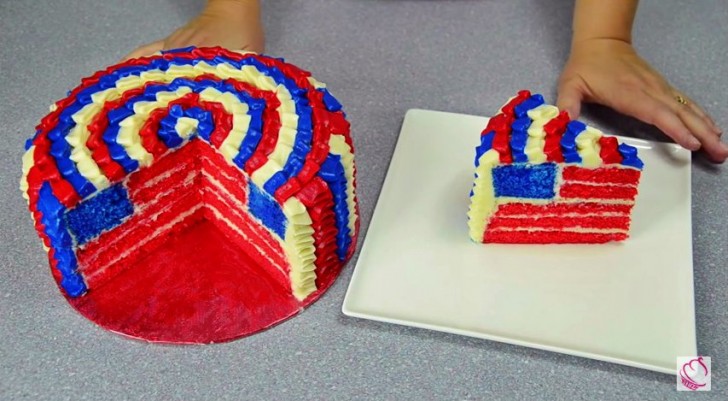 Une explosion de couleurs pour ce gâteau nationaliste !
