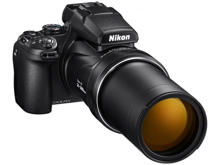 Mais quelle puissance le zoom du Nikon P1000. Une vidéo publiée par Nikon le prouve !