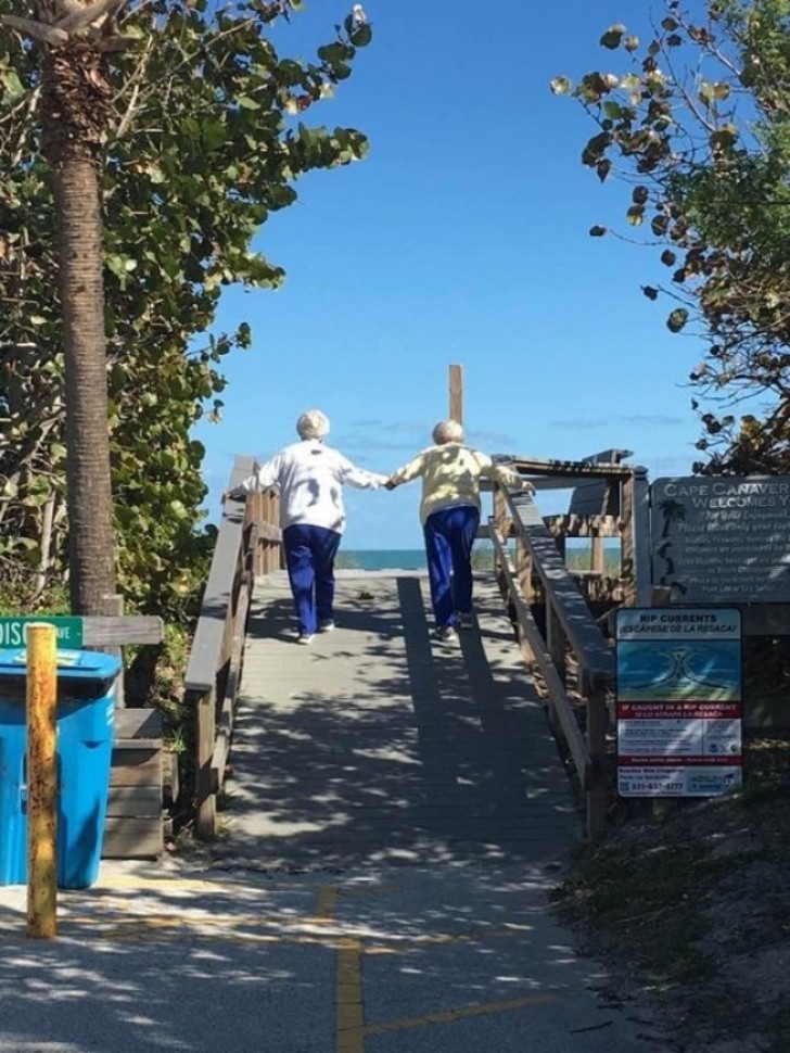 "My grandmother (93 years old) and her sister (96 years) as they head for the beach last week."