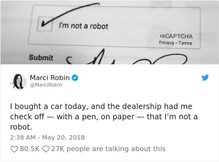 2. De autodealer die je met een pen laat tekenen waarbij je verklaart geen robot te zijn...