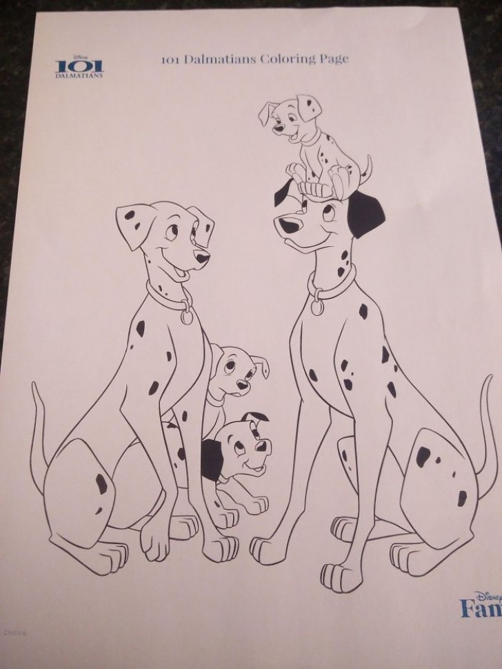 7. Welke kleur zou jij deze Dalmatische hondenfamilie geven?