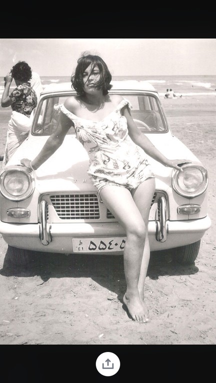 Ein Foto auf einem Strand im Iran, 1968.