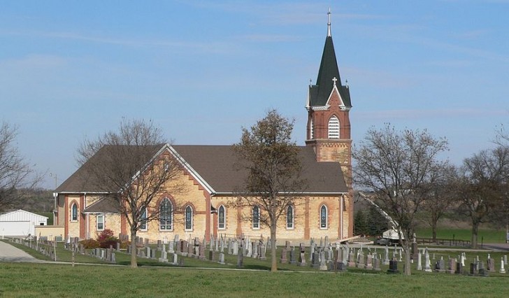 10. La chiesa del Nebraska che nel 1950 bruciò senza fare alcun ferito