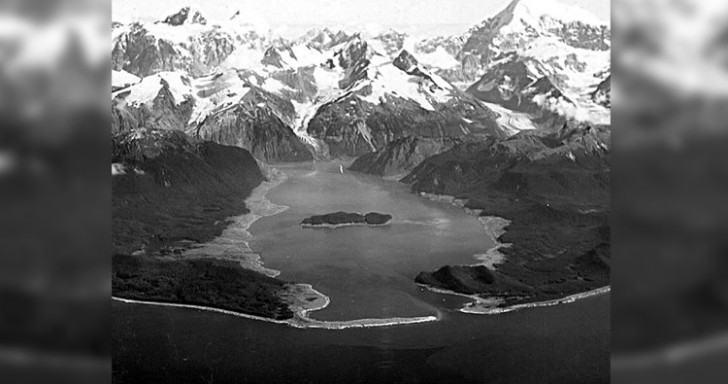 2. De megatsunami in de Lituyabaai in Alaska was de hoogste golf die er ooit is geweest