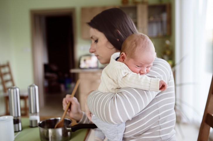 Une étude suggère : rester à la maison avec des enfants peut être plus pénible que d'aller au travail - 1