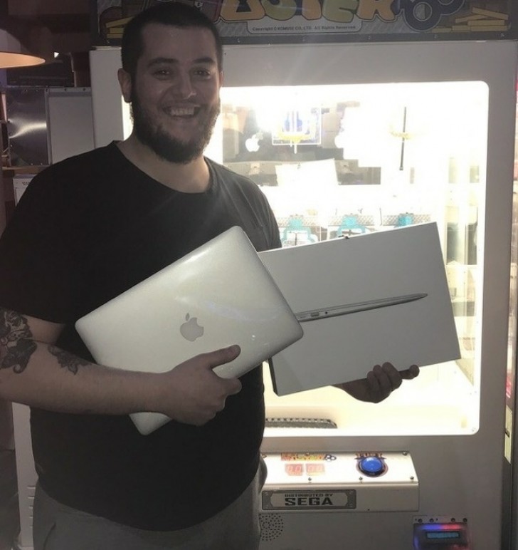 9. You never forget the day you won a Mac Book Air for one dollar! Such events are more unique than rare!