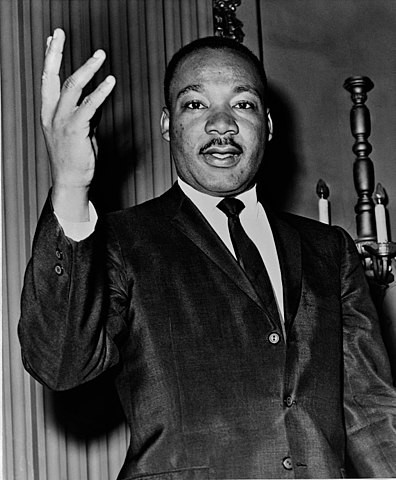 10. Martin Luther King est né en 1929, la même année qu'Anne Frank.