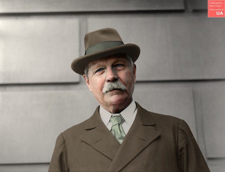 13. Arthur Conan Doyle - 1922