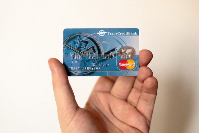 2. Geben Sie niemals Kreditkartencodes ein oder greifen Sie auf Ihre virtuelle Bank zu.