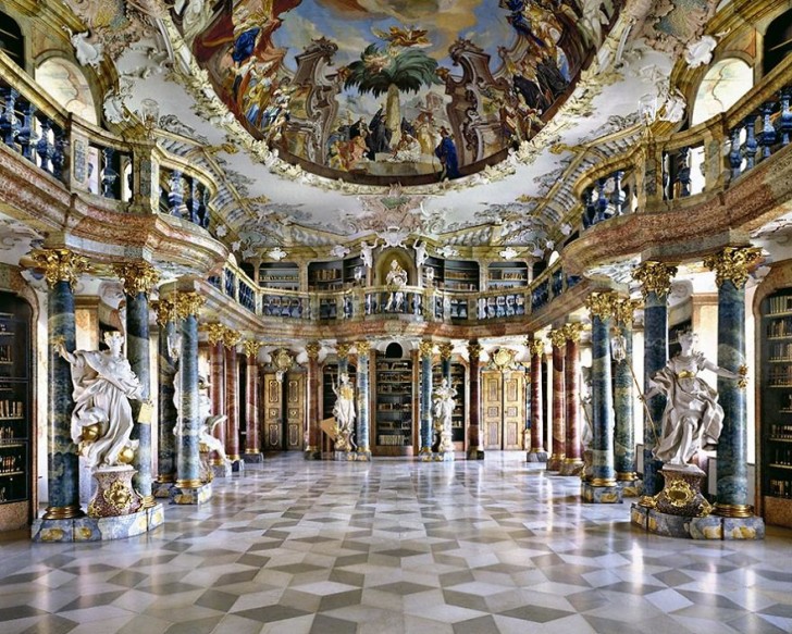 7. Biblioteca dell'abbazia di Wiblingen - Wiblingen, Germania
