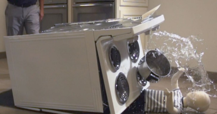 I fornelli della tua cucina sono un grande pericolo per i bambini: ecco cosa puoi fare per evitarlo - 1