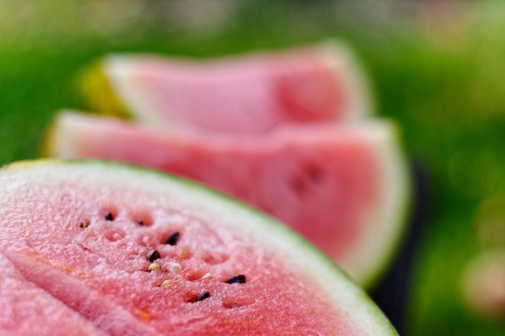 1. Fruits à la peau non comestible