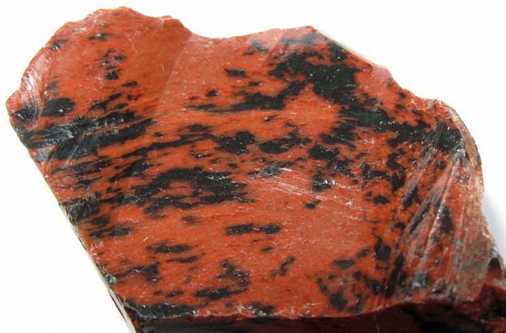 5. Obsidiana De Caoba