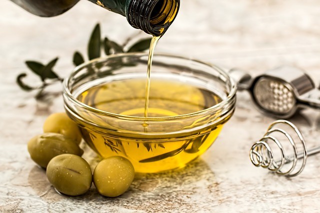 15. Olivenöl