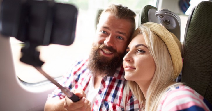 Le coppie che pubblicano meno selfie sono spesso più felici di quelle che lo fanno in continuazione - 2
