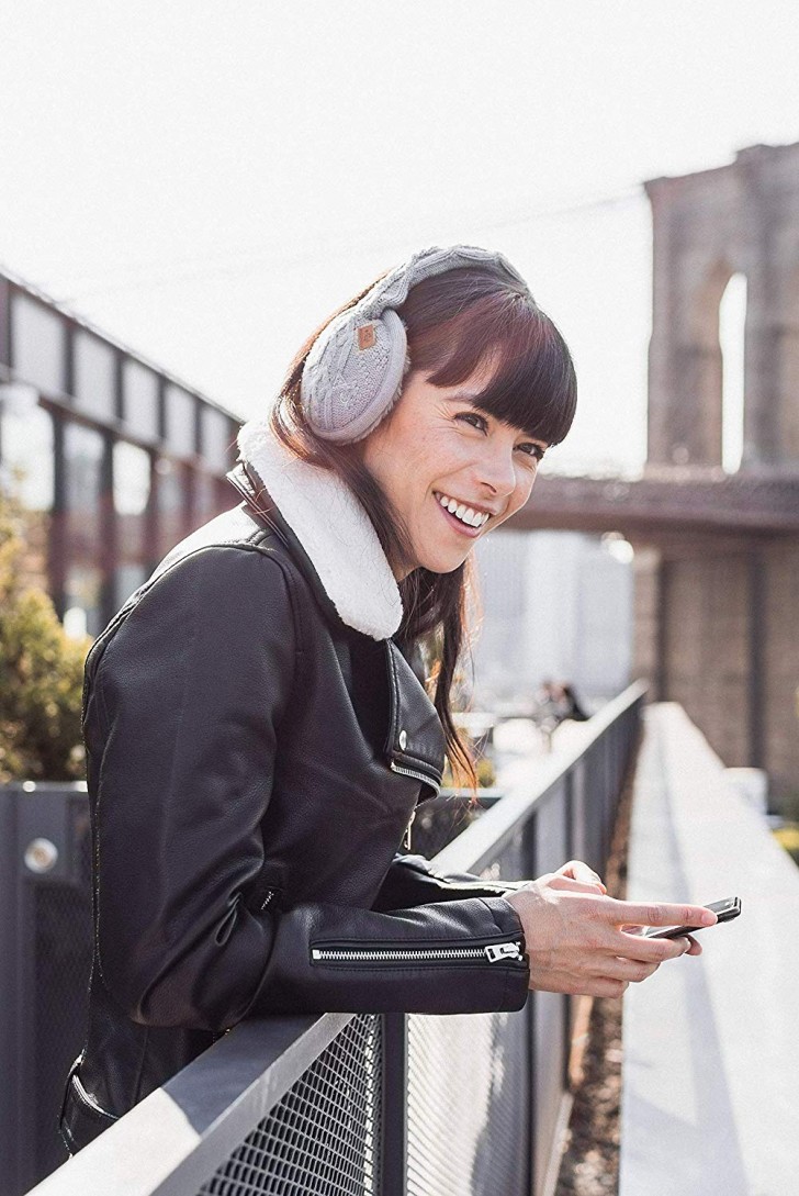 12. Ohrschutz mit integrierten Bluetooth-Kopfhörern!