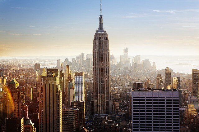 12. In New York zijn 42 gebouwen zo groot dat ze hun eigen postcode hebben.