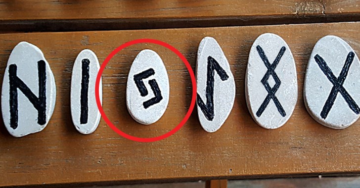 Kies een van de oude runen en ontdek wat het onthult over je innerlijke wereld - 4