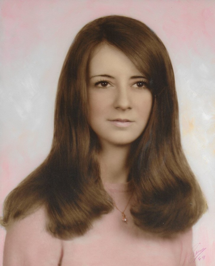 20. Minha mãe Dianna em 1969 quando estava no Ensino Médio.