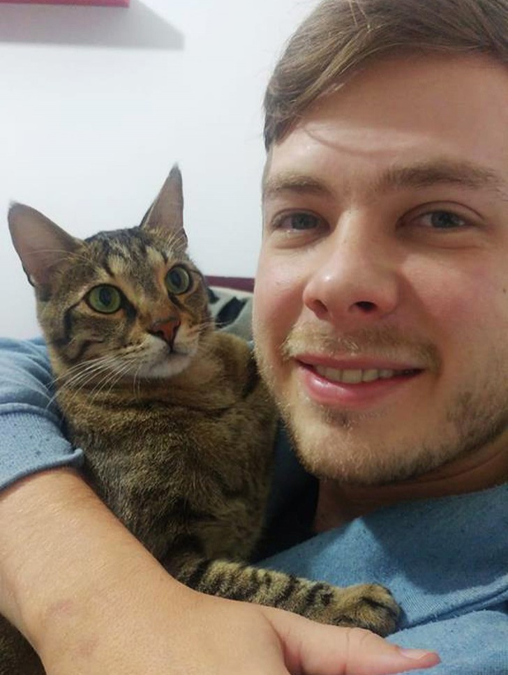 "Meu marido sempre dizia que os gatos não deveriam ficar em um apartamento, agora ele o ama mais que eu"