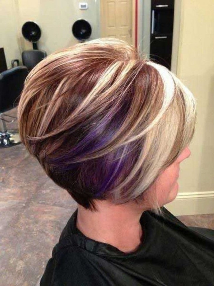 With a short haircut, you can play with hair colors without making a mess!