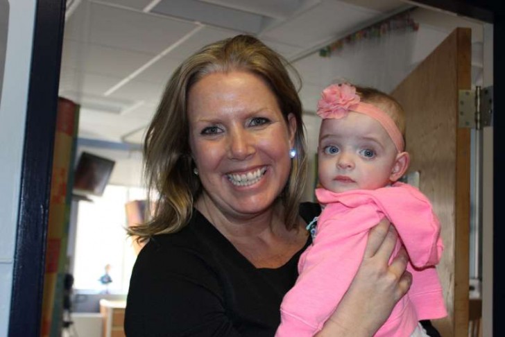 A baby girl had not received hospital visits for 5 months. The nurse who assists her decides to adopt her - 1