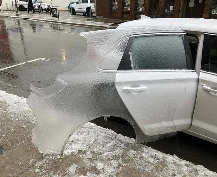 Dans les hivers russes les plus rigoureux...même cela peut arriver à votre voiture !