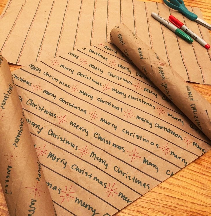 21. Un simple papier brun peut être décoré et adapté à n'importe quelle fête.