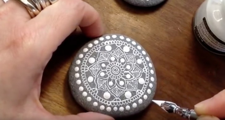 Es muy simple crear los mandalas: