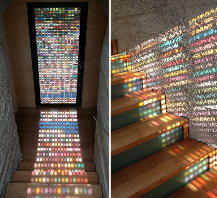 Die Wirkung des Lichts durch diese Tür erzeugt einen wunderbaren Mosaikeffekt.