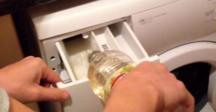 8 modi di utilizzare l'aceto nel lavaggio dei vestiti: per risparmiare soldi e salvare l'ambiente - 1