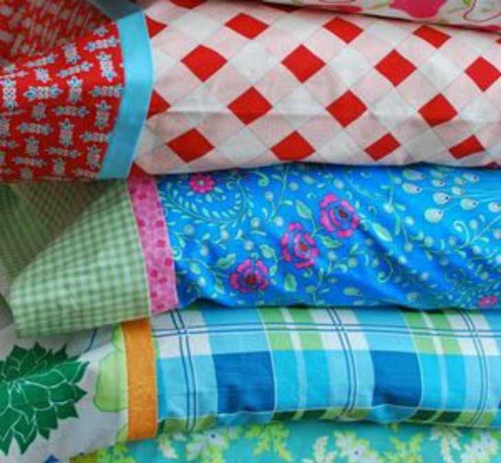 Catherine Lansfield - 2 Federe Per Cuscino In Percalle, Mix Cotone E Poliestere, 50x75 Cm, Facili Da Stirare, Colore Cream