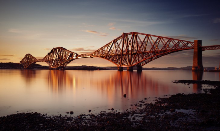 9. Die Vierte Brücke in Schottland