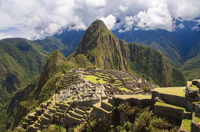 8. Le costruzioni del celebre sito di Macchu Picchu (Perù), a differenza di come si fa di solito, sono state realizzate senza l'uso della calce!