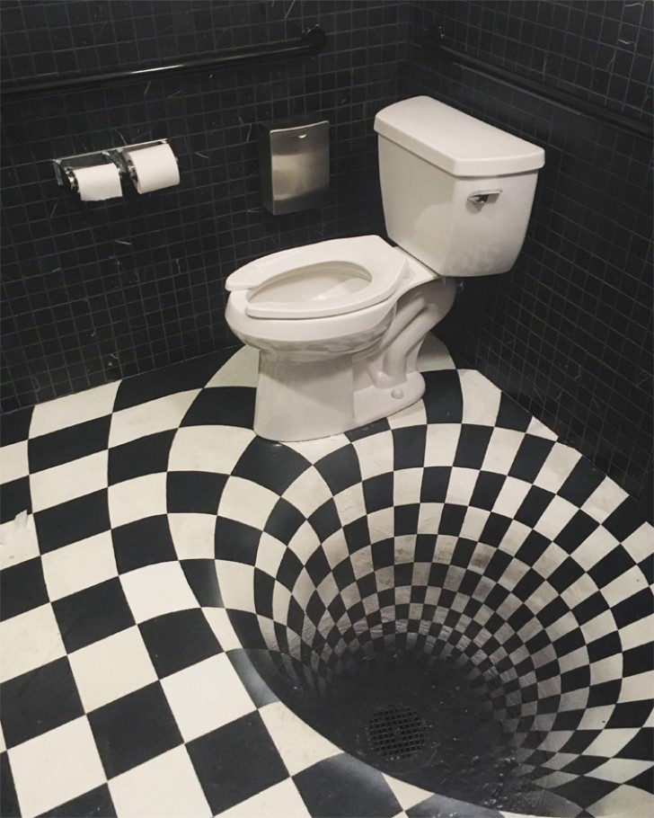 Eine tolle Toilette, um uns Schwindelanfälle zu bereiten!