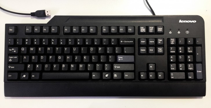 11. La plupart des claviers ont un clavier numérique à droite... un choix peu confortable pour un gaucher !