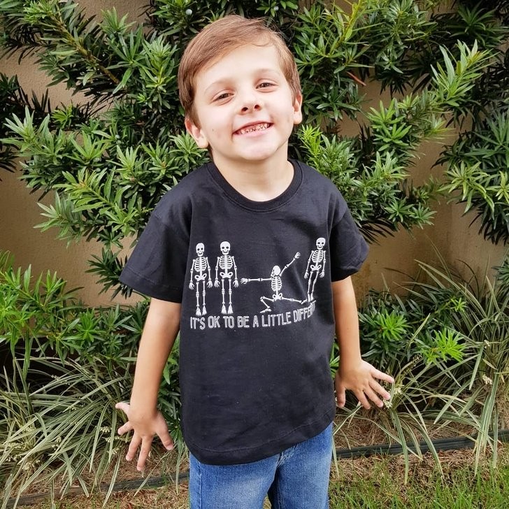 Questo bambino affetto da autismo ha solo 7 anni, ma parla già 9 lingue diverse - 6