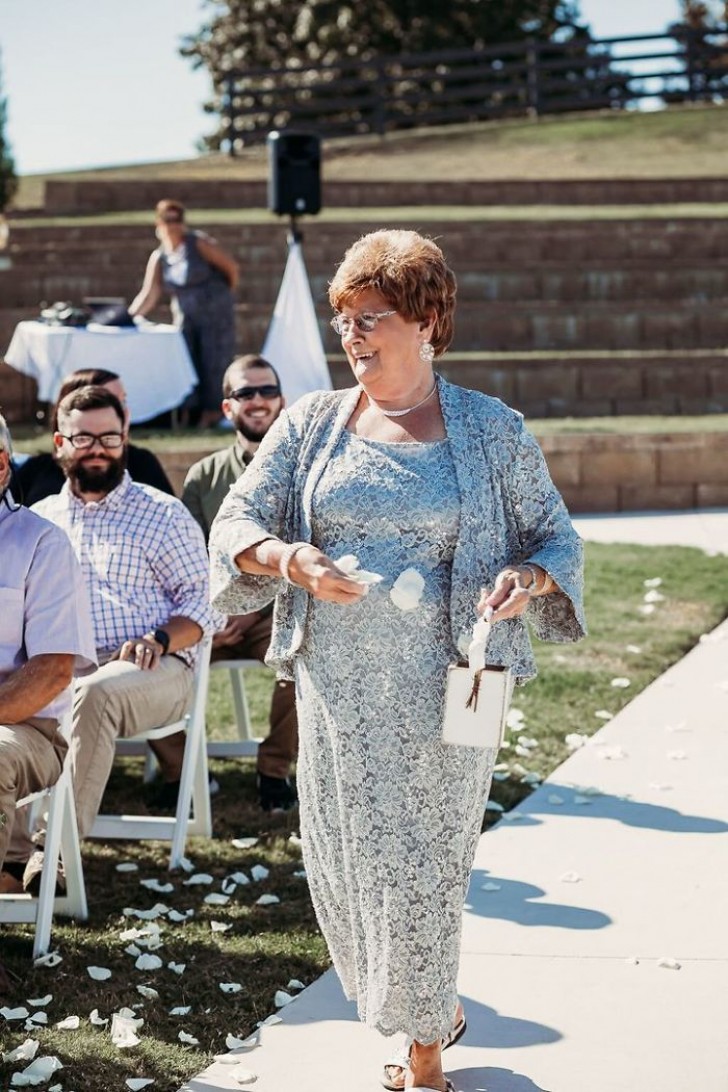 Et enfin la grand-mère de Tanner, 70 ans !